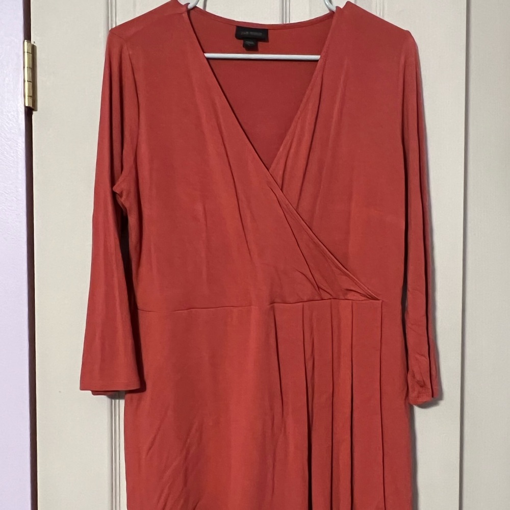 Half sleeve V-Cut shirt